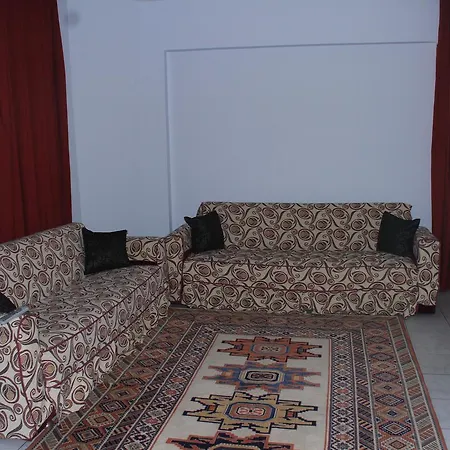 Cozmina Apart Аланія