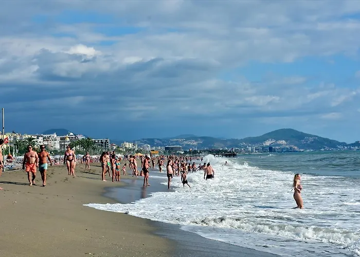 Cozmina Apart * Аланія